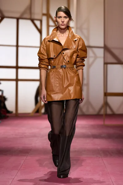 Look 40